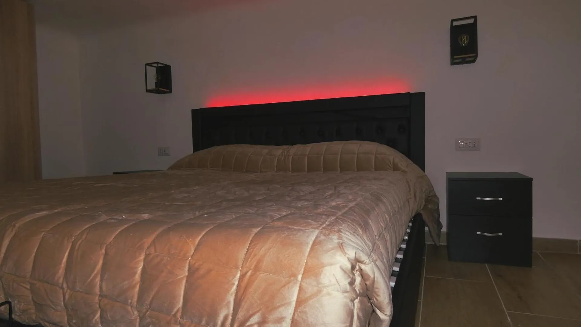 Carlito'S Way 234 Bed & Breakfast Bari 0*,